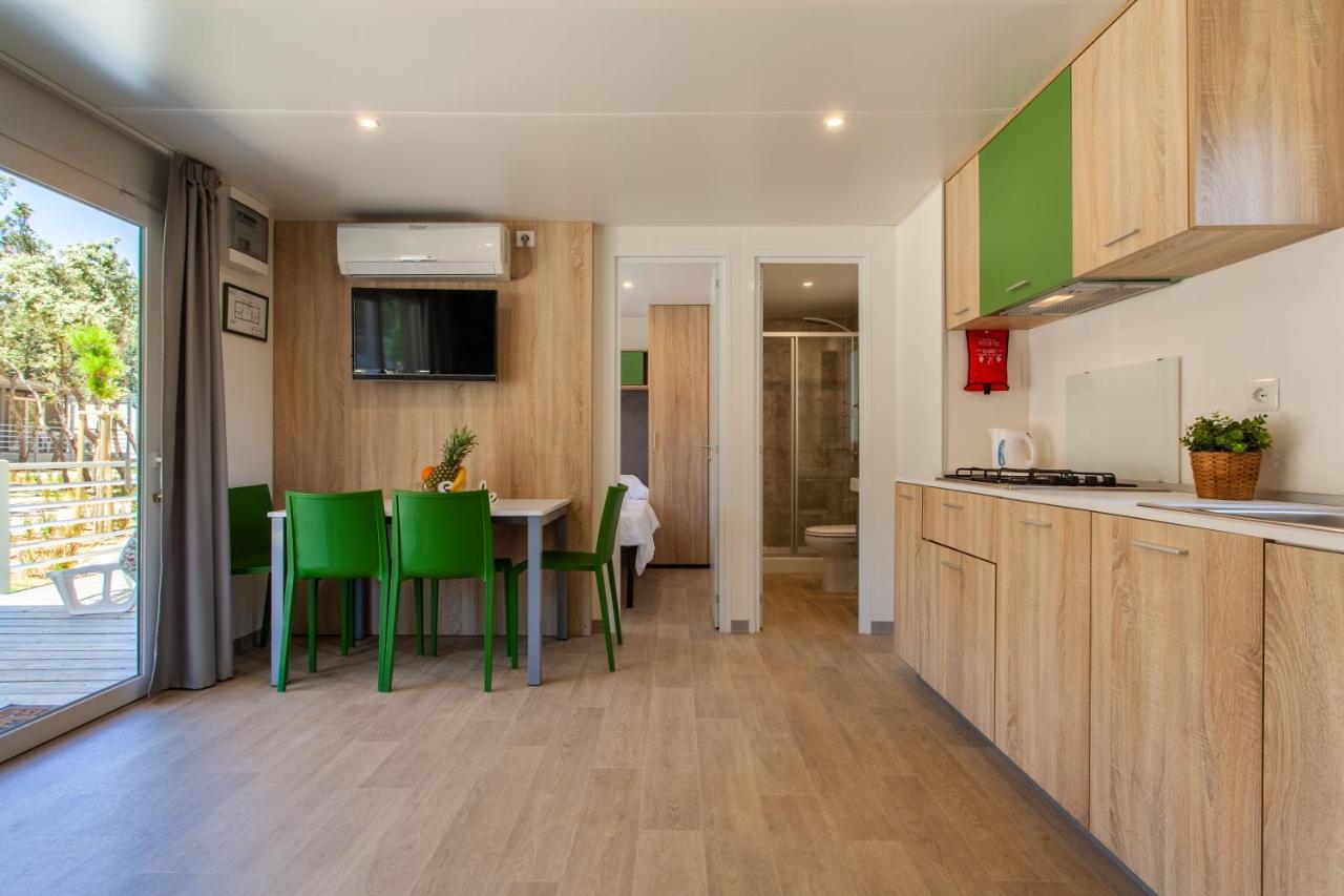 Mobile Homes Rapoca Нерезине Екстериор снимка